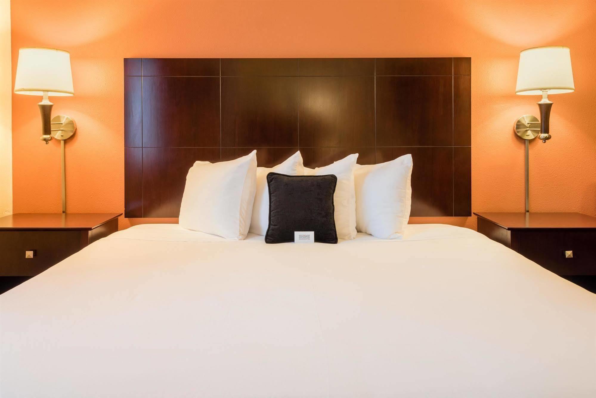 Sleep Inn & Suites Eugene Esterno foto